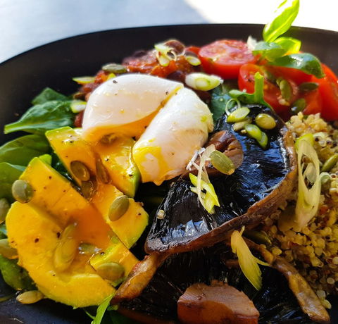 Espresso & Co Cafe Bar - Holiday Sunshine Coast 0