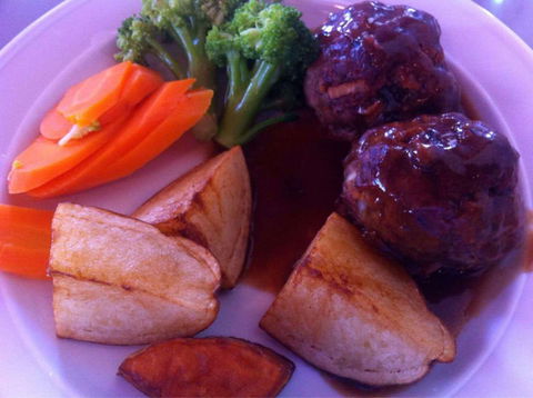 Royal George Hotel - Sunshine Coast Tourism 0