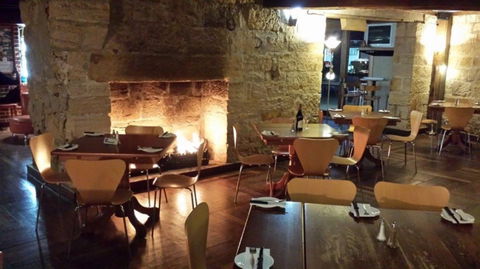 Vaby's Restaurant - Holiday Sunshine Coast 0