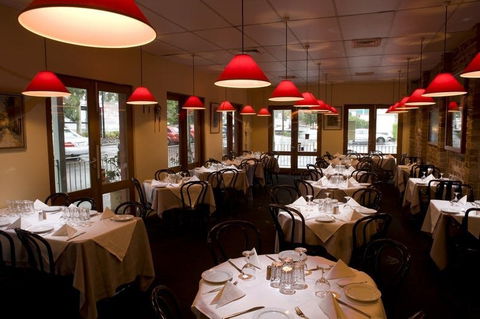 Bellini's Fine Italian Food - Holiday Sunshine Coast 0