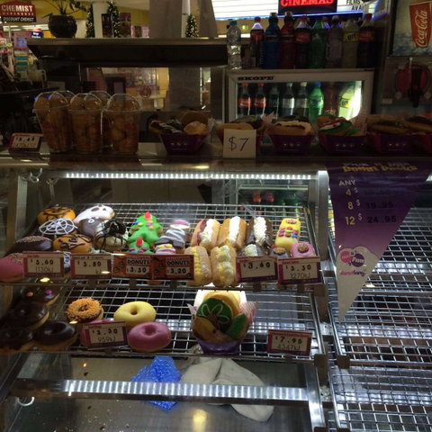 Donut King - Whitford City - Holiday Sunshine Coast 0