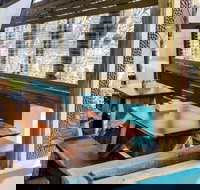 Flinders Island Bakery - Sunshine Coast Tourism