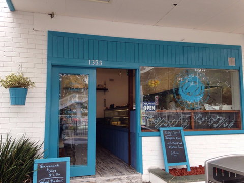 Heathcote Fish & Chips - Holiday Sunshine Coast 0