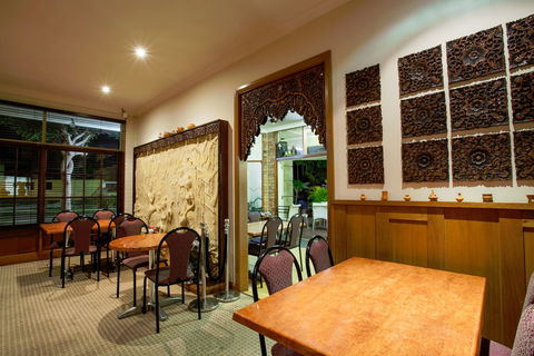 KB Thai - Holiday Sunshine Coast 0