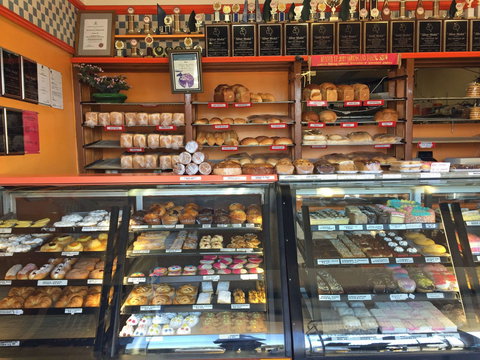 Ray's Hot Bread - Coorparoo - Holiday Sunshine Coast 0