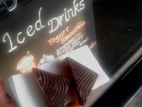 Café On Railway - Holiday Sunshine Coast 0