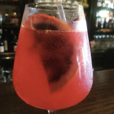 Enzo & Sons - Sunshine Coast Tourism 0