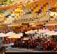 Hahndorf Inn Restaurant - Sunshine Coast Tourism