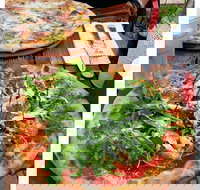 Lago di Como - Sunshine Coast Tourism