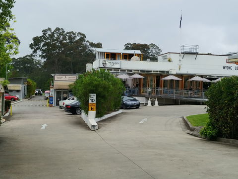 Little Creek Cheese - Holiday Sunshine Coast 1