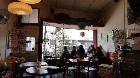 One Earth Cafe - Sunshine Coast Tourism 0