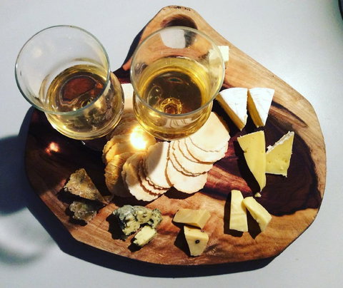 Our Place Wine And Espresso Bar - Holiday Sunshine Coast 1