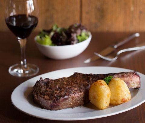 Ball & Chain Grill - Holiday Sunshine Coast 0