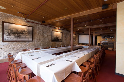 Ball & Chain Grill - Holiday Sunshine Coast 2