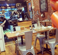 Engine Shed Cafe - Holiday Sunshine Coast