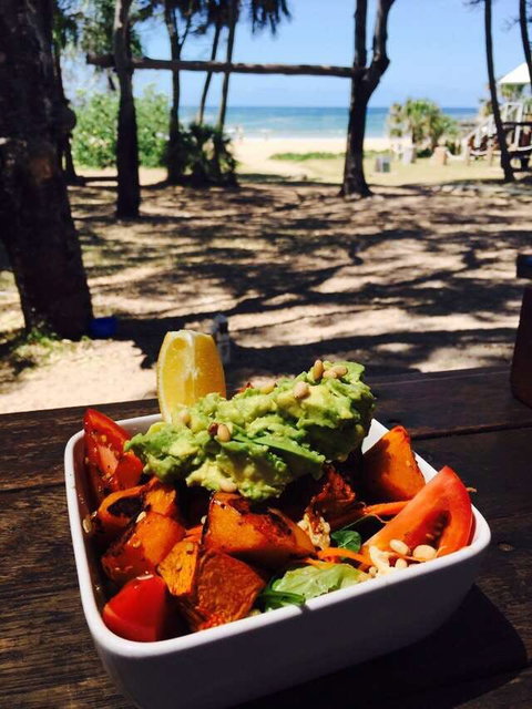 Holidays Cafe - Holiday Sunshine Coast 0