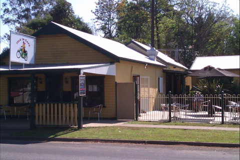 Idle In Cafe - Sunshine Coast Tourism 0