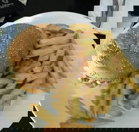 Moonambel Hotel - Sunshine Coast Tourism