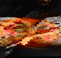 Via Napoli Pizzeria - Hunters Hill - Sunshine Coast Tourism