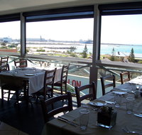 HarbourView Restaurant and Bar - Holiday Sunshine Coast