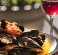 Ischia Restaurant - Holiday Sunshine Coast