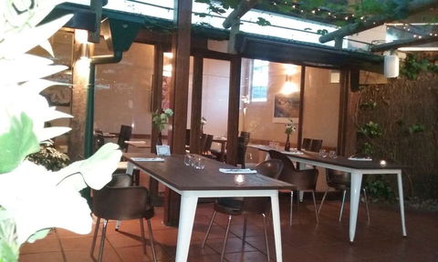 The Barn Bistro - Holiday Sunshine Coast 0