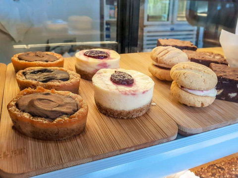 Amo Gelato Caffe - Holiday Sunshine Coast 0