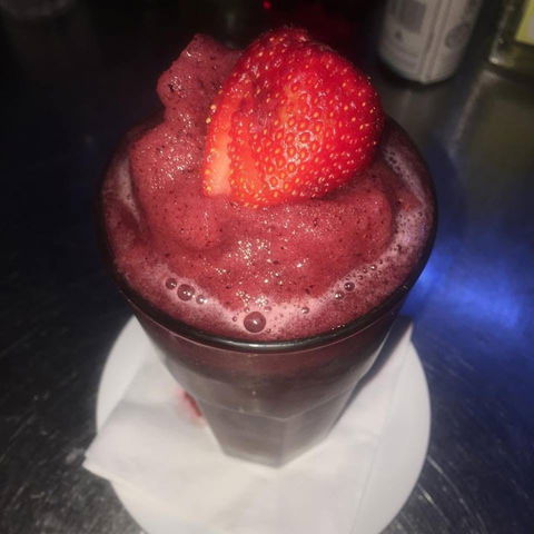 Rene's Restaurant And Pizzeria - Holiday Sunshine Coast 0