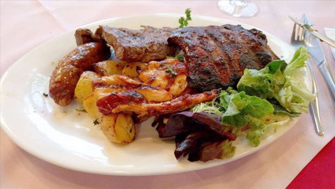 Rosewood Cottage Steakhouse - Sunshine Coast Tourism 0