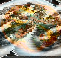 Sticky Fingers Pizzeria - Sunshine Coast Tourism