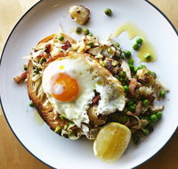 Blackwall Cafe - Holiday Sunshine Coast