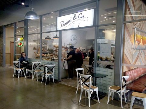 Bonni & Co - Sunshine Coast Tourism 0