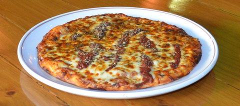 Gabriella Pizza - Sunshine Coast Tourism 0