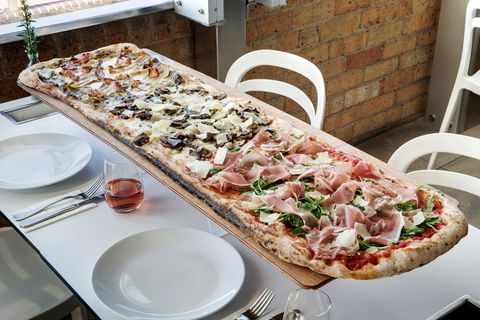 Northbeach Pavilion Pizza Restaurant, Bar And Kiosk - Holiday Sunshine Coast 0