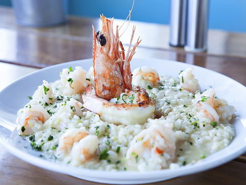 Northbeach Pavilion Pizza Restaurant, Bar And Kiosk - Holiday Sunshine Coast 2