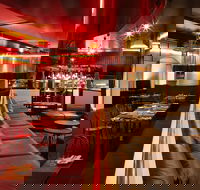 Ostani Lounge Bar  Restaurant - Holiday Sunshine Coast
