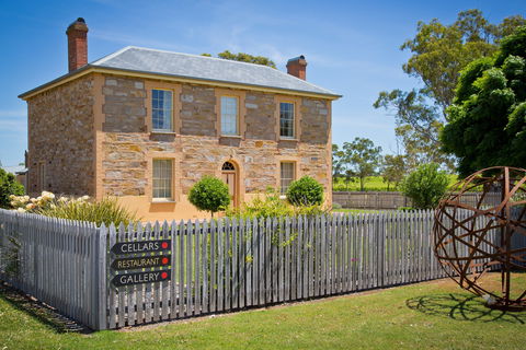 Penny's Hill Winery - Holiday Sunshine Coast 0