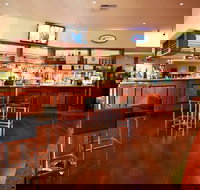 Vegas Bar  Bistro - Sunshine Coast Tourism