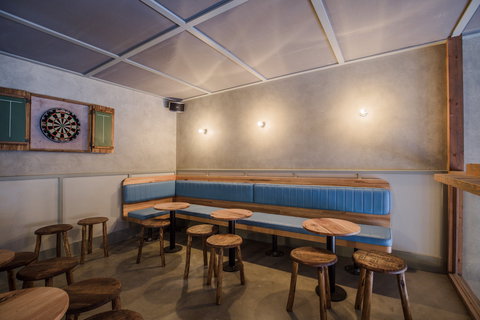 Alfred's Bar - Sunshine Coast Tourism 2