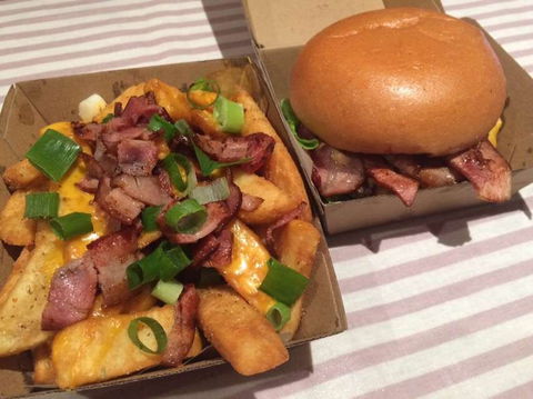 Flippin Burgers - Holiday Sunshine Coast 0