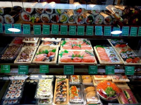 Hikari - Sunshine Coast Tourism 0