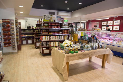Knights Meats And Deli - Sunshine Coast Tourism 1