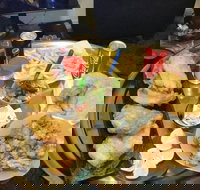 Mina Bay Seafood - Sunshine Coast Tourism