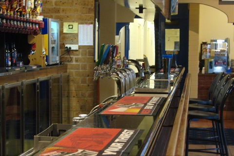 Mulga Hill Tavern - Sunshine Coast Tourism 0