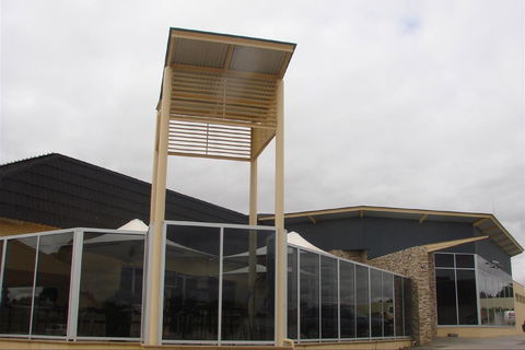Mulga Hill Tavern - Sunshine Coast Tourism 1