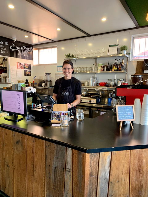 Oikos Cafe Ipswich - Holiday Sunshine Coast 0