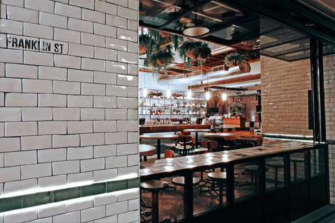 Public Bar - Sunshine Coast Tourism 0