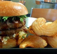The Belmore Hotel Bistro - Holiday Sunshine Coast