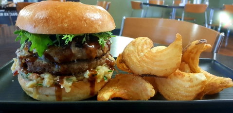 The Belmore Hotel Bistro - Sunshine Coast Tourism 0