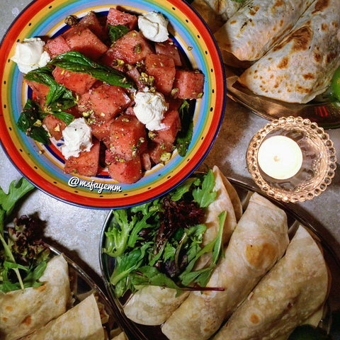 Crooked Tailor - Holiday Sunshine Coast 0